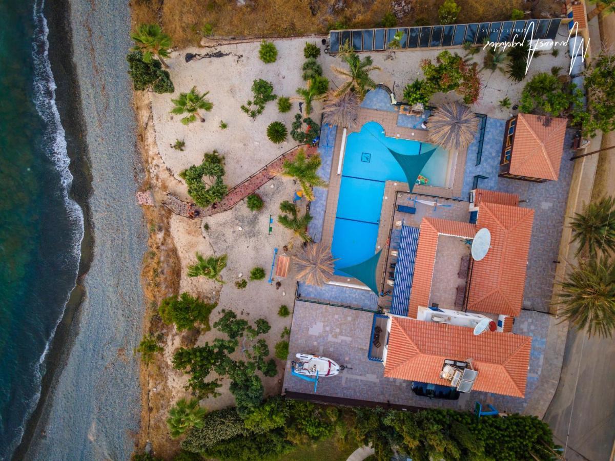 Astrofegia Beachfront Villa Pomos Exterior photo