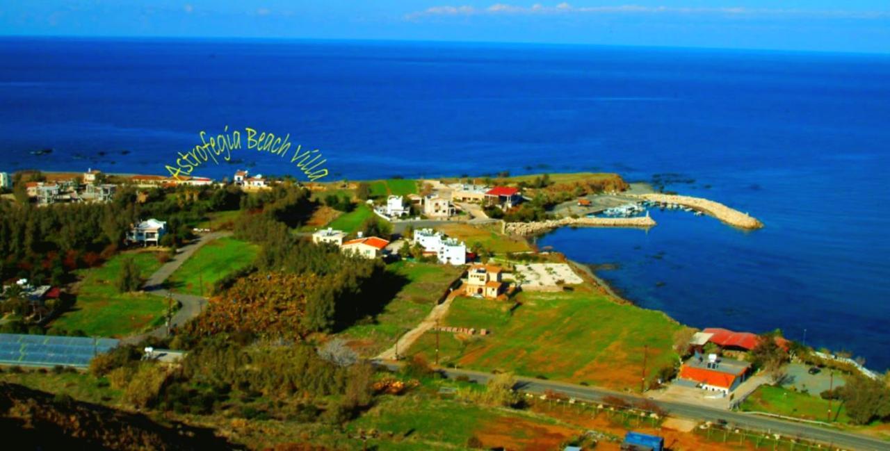 Astrofegia Beachfront Villa Pomos Exterior photo