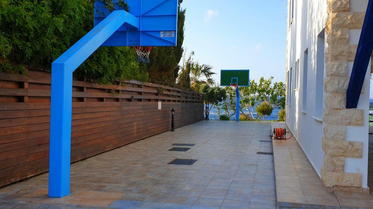 Astrofegia Beachfront Villa Pomos Exterior photo